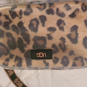 Ugg Crossbody